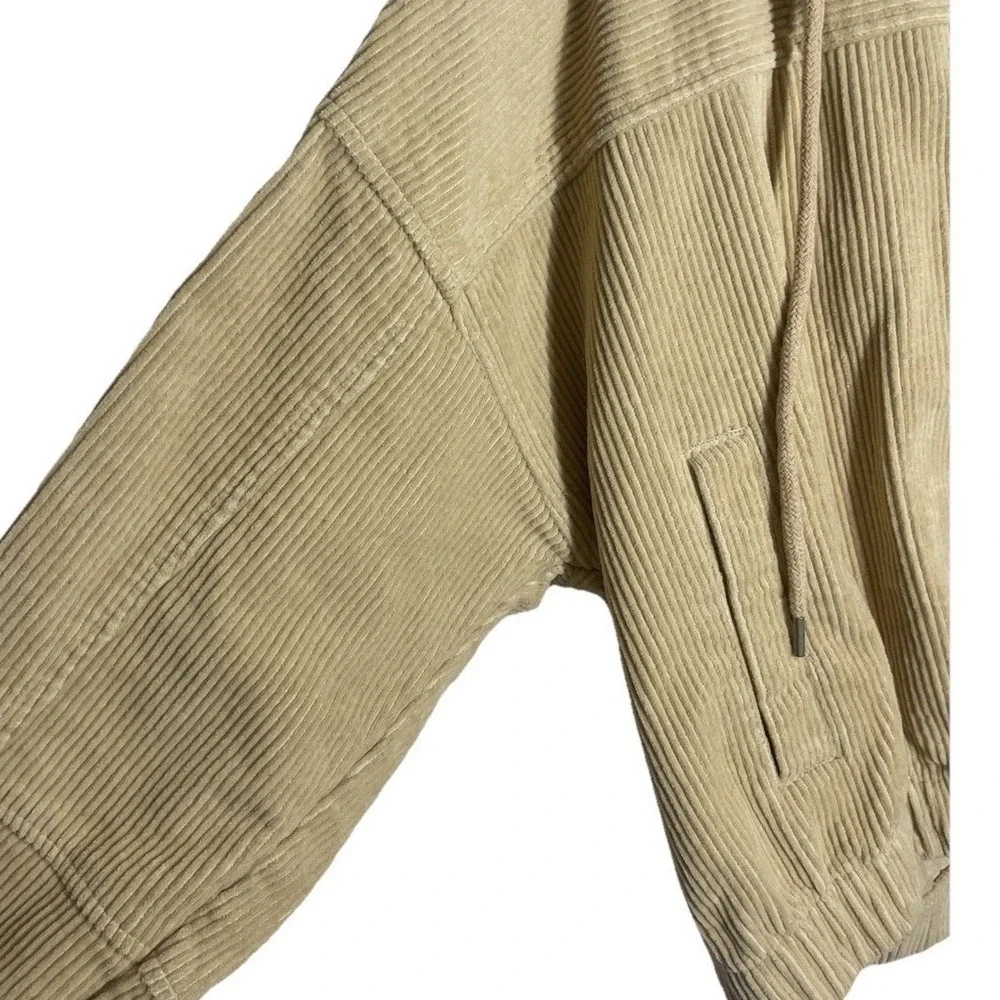 Women's Medium Jacket Forever 21, Tan Corduroy‎ Zip Up Hoodie Casual Cropped